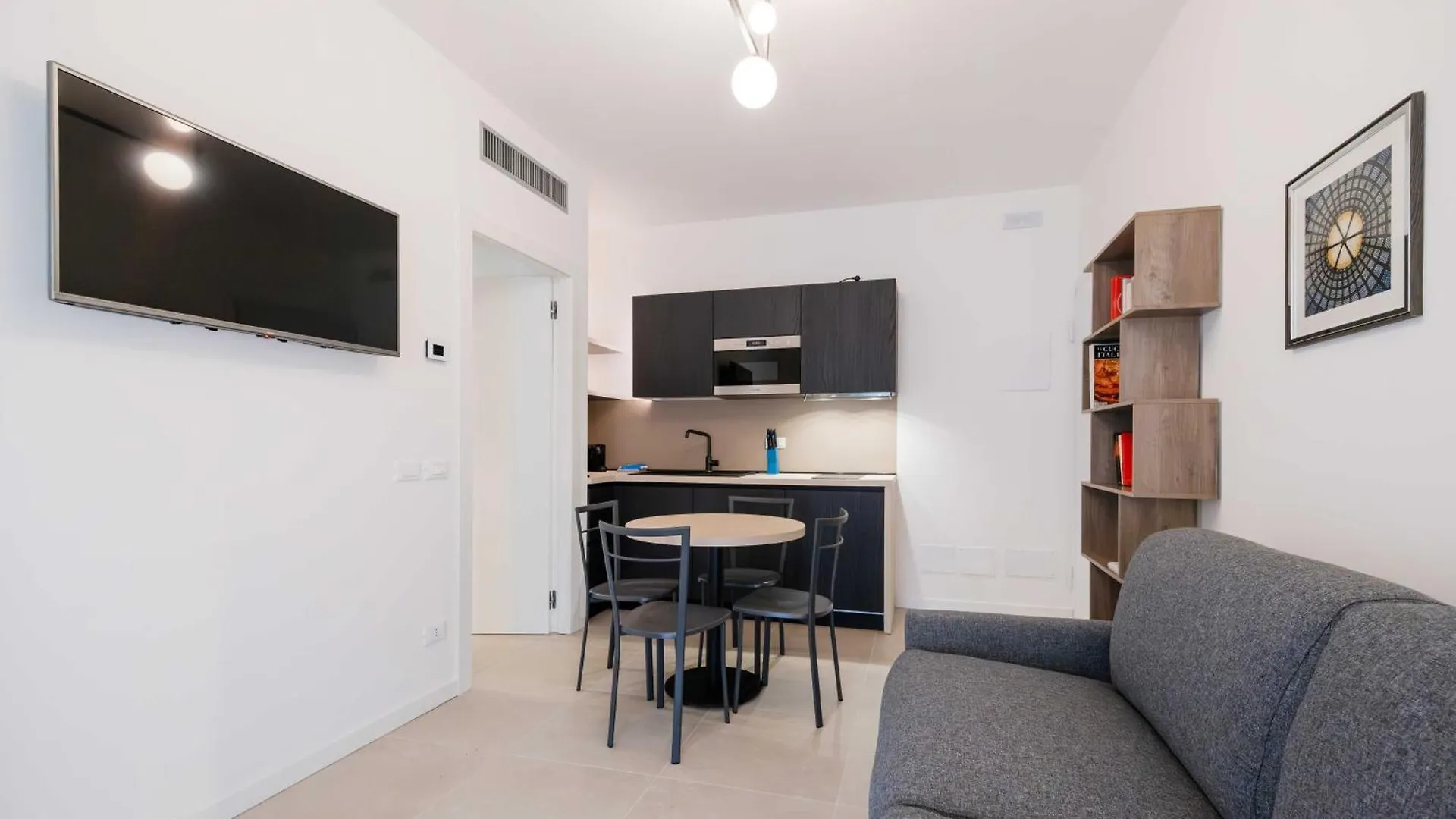 Apartmentsgarda - Residenza Eleonora 0*, Garda (Verona)