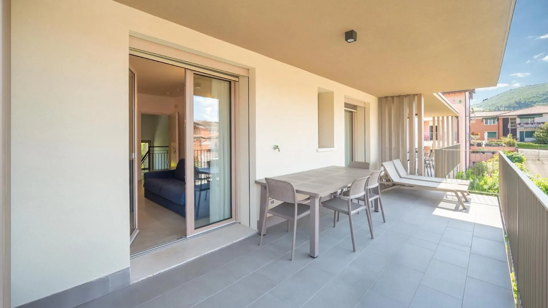 Apartmentsgarda - Residenza Eleonora 0*, Γκάρντα