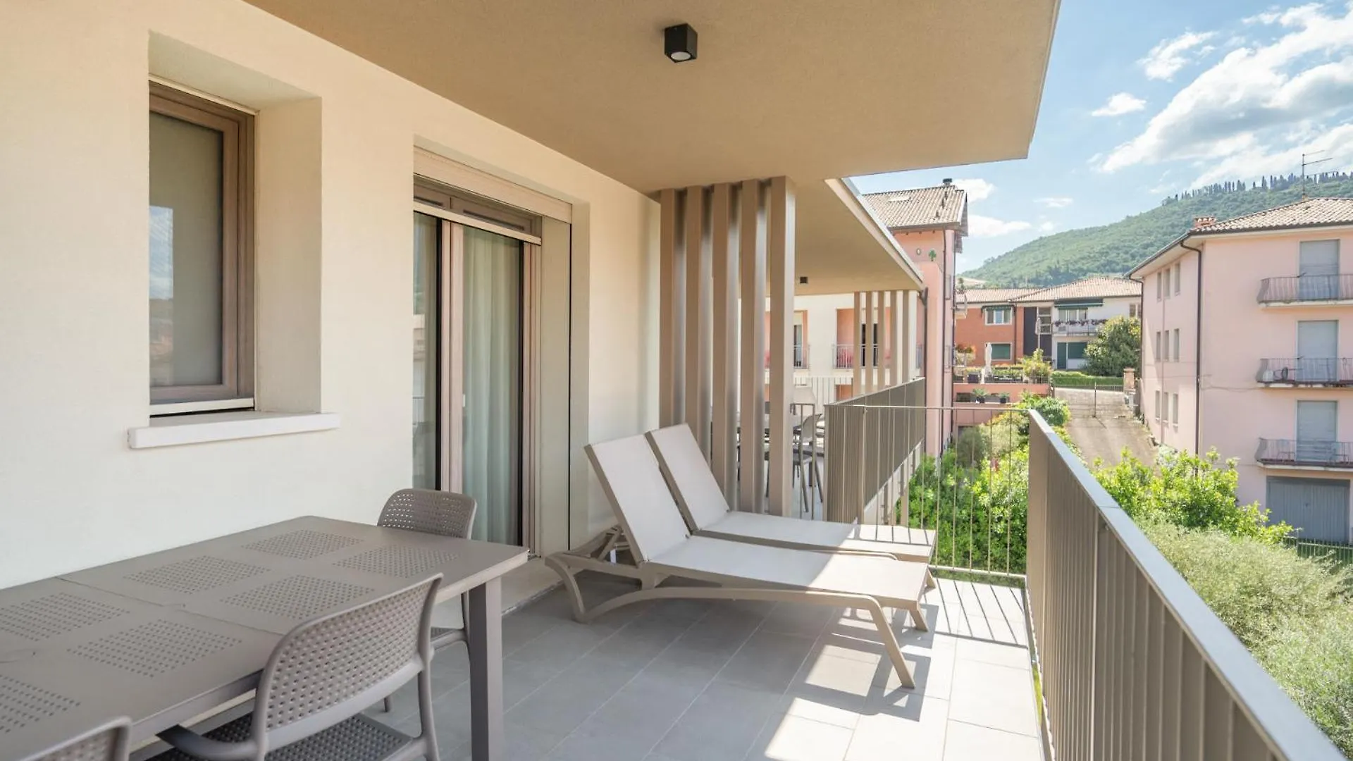 Apartmentsgarda - Residenza Eleonora