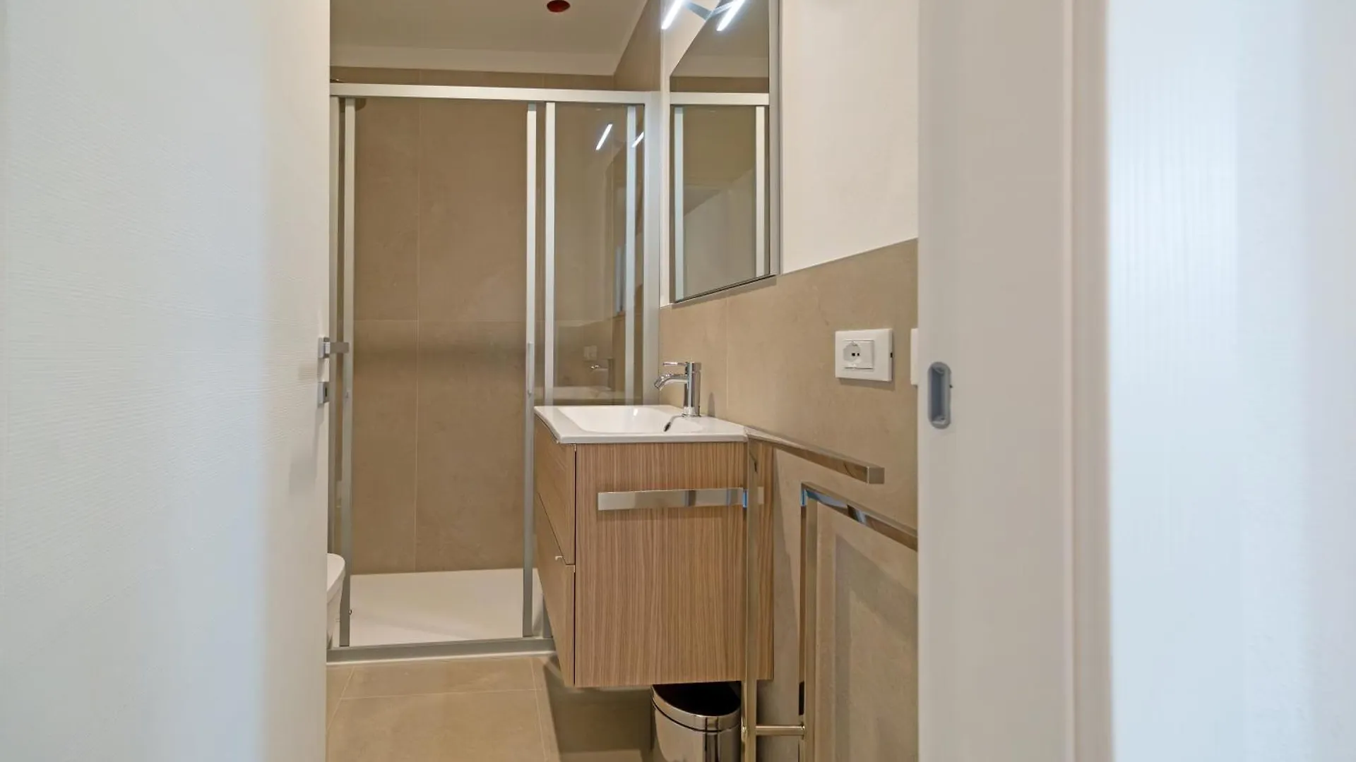 Apartmentsgarda - Residenza Eleonora