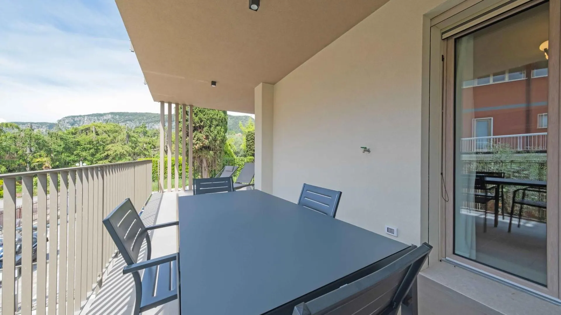 Διαμέρισμα Apartmentsgarda - Residenza Eleonora