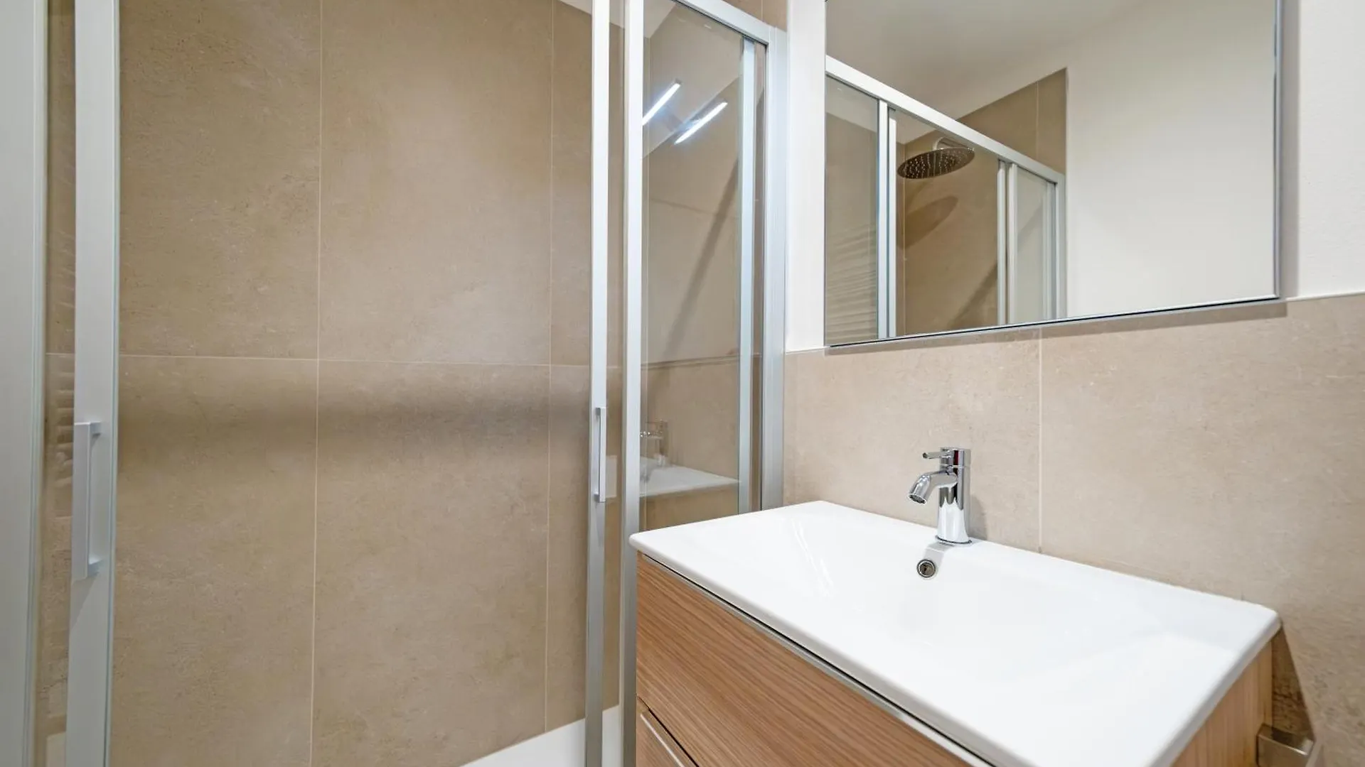 Apartmentsgarda - Residenza Eleonora Appartamento